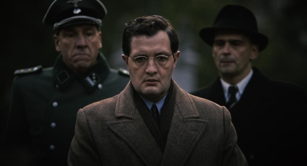 Le Faux Soir - &copy; Frakas Productions - Rectangle Productions - Goodfellas - RTL Belgium