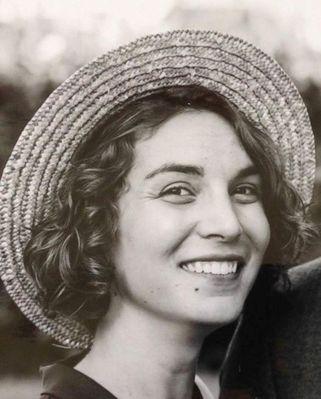 Célia Ballini Célia Ballini