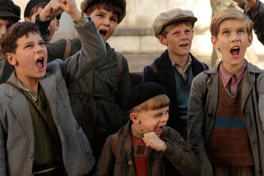 War of the Buttons (II) War of the Buttons (II)