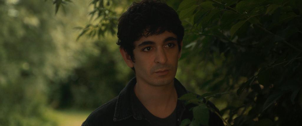 Six Feet Over - © Tact Production Six Feet Over - © Tact Production