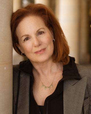 V&eacute;ronique Baylaucq - &copy; Denzil Jacobs