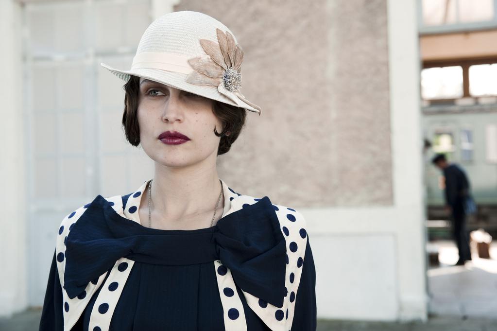 Behind The Wall - © Stéphanie_Dupont Behind The Wall - © Stéphanie_Dupont