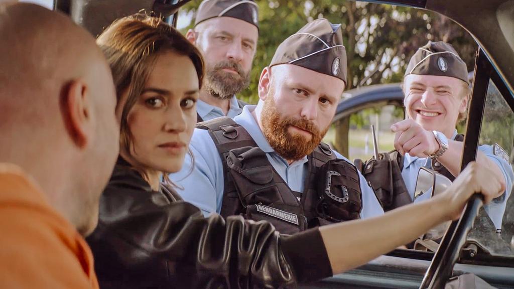 Les Gendarmes - © Bamboo Films - Bamboo Production - TF1 Films Production - Studio TF1 Cinéma Les Gendarmes - © Bamboo Films - Bamboo Production - TF1 Films Production - Studio TF1 Cinéma