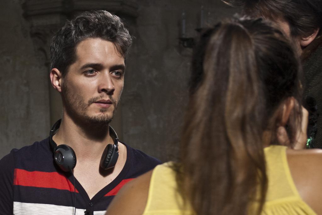 Conversation With a Scarecrow - Sylvain Dieuaide Conversation With a Scarecrow - Sylvain Dieuaide