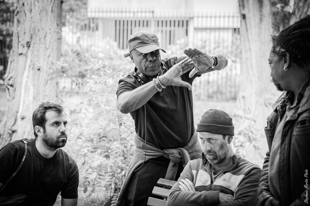 Sans banc fixe Sans banc fixe