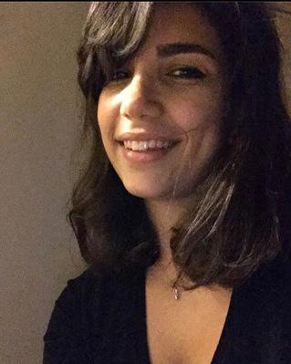 Faeze Karimpour Faeze Karimpour