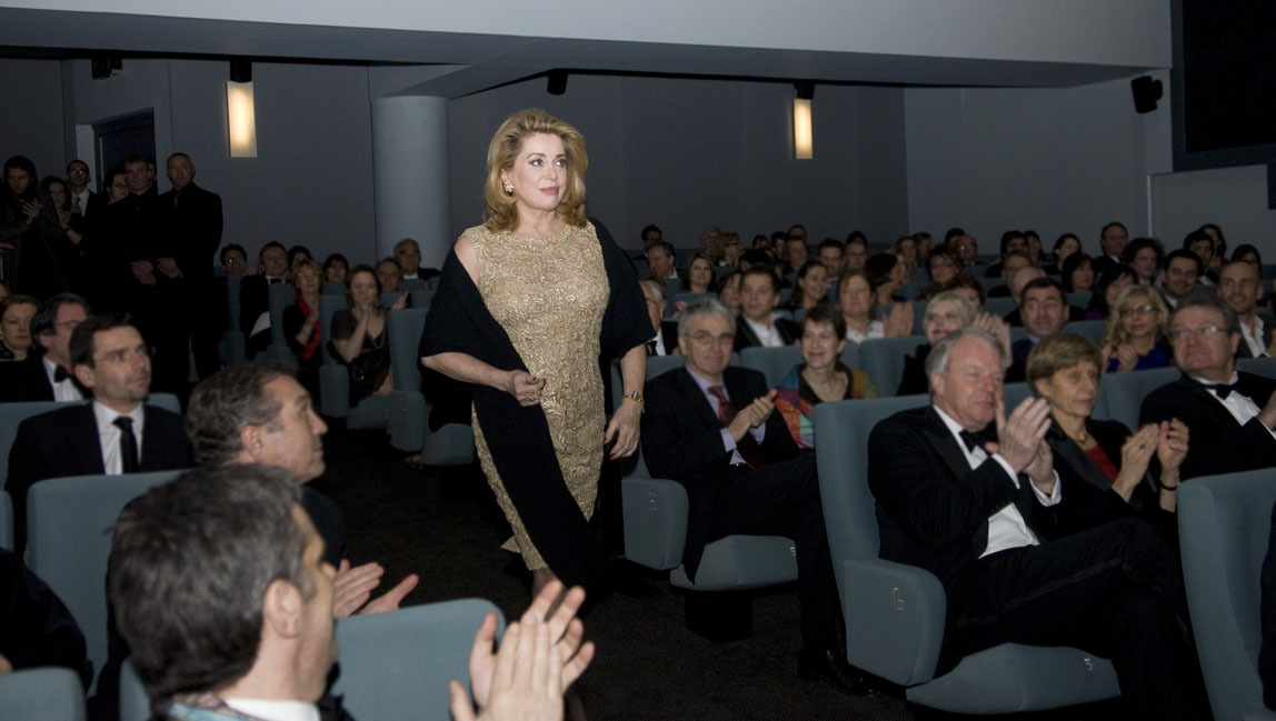 Réouverture du Ciné Lumière à Londres en présence de Catherine Deneuve - © Pablo Goikoetxea Réouverture du Ciné Lumière à Londres en présence de Catherine Deneuve - © Pablo Goikoetxea