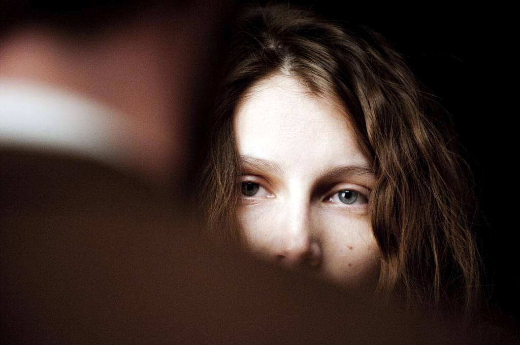 Behind The Wall - © Stéphanie_Dupont Behind The Wall - © Stéphanie_Dupont