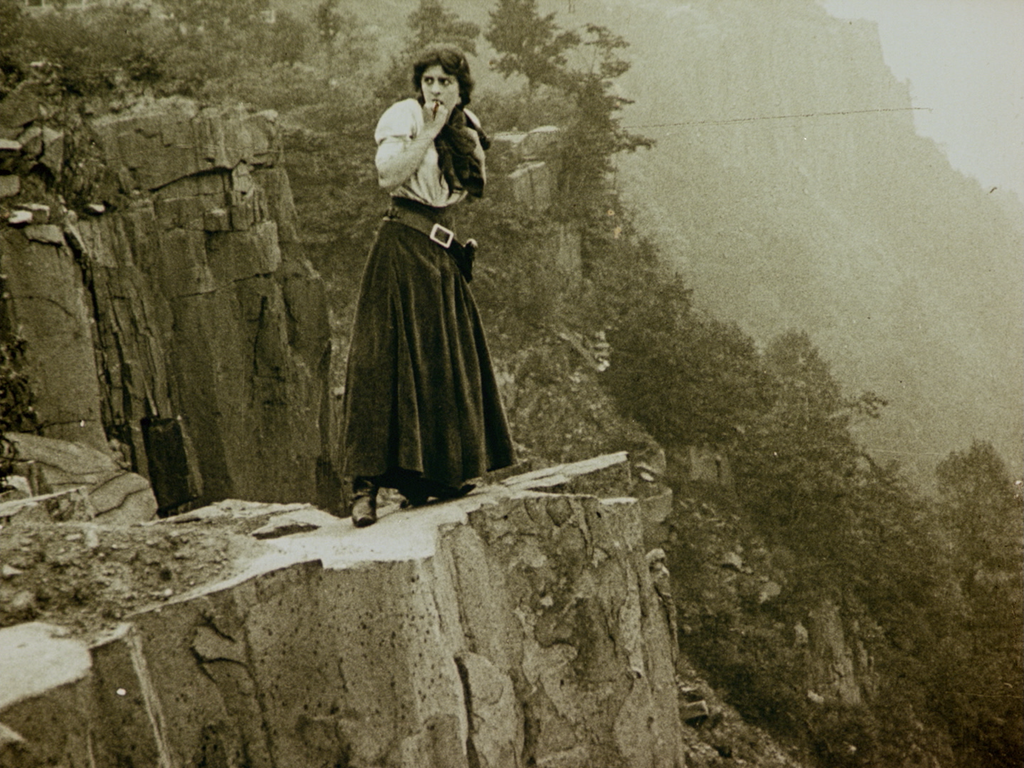 P&eacute;n&eacute;lope Bell-Suveg