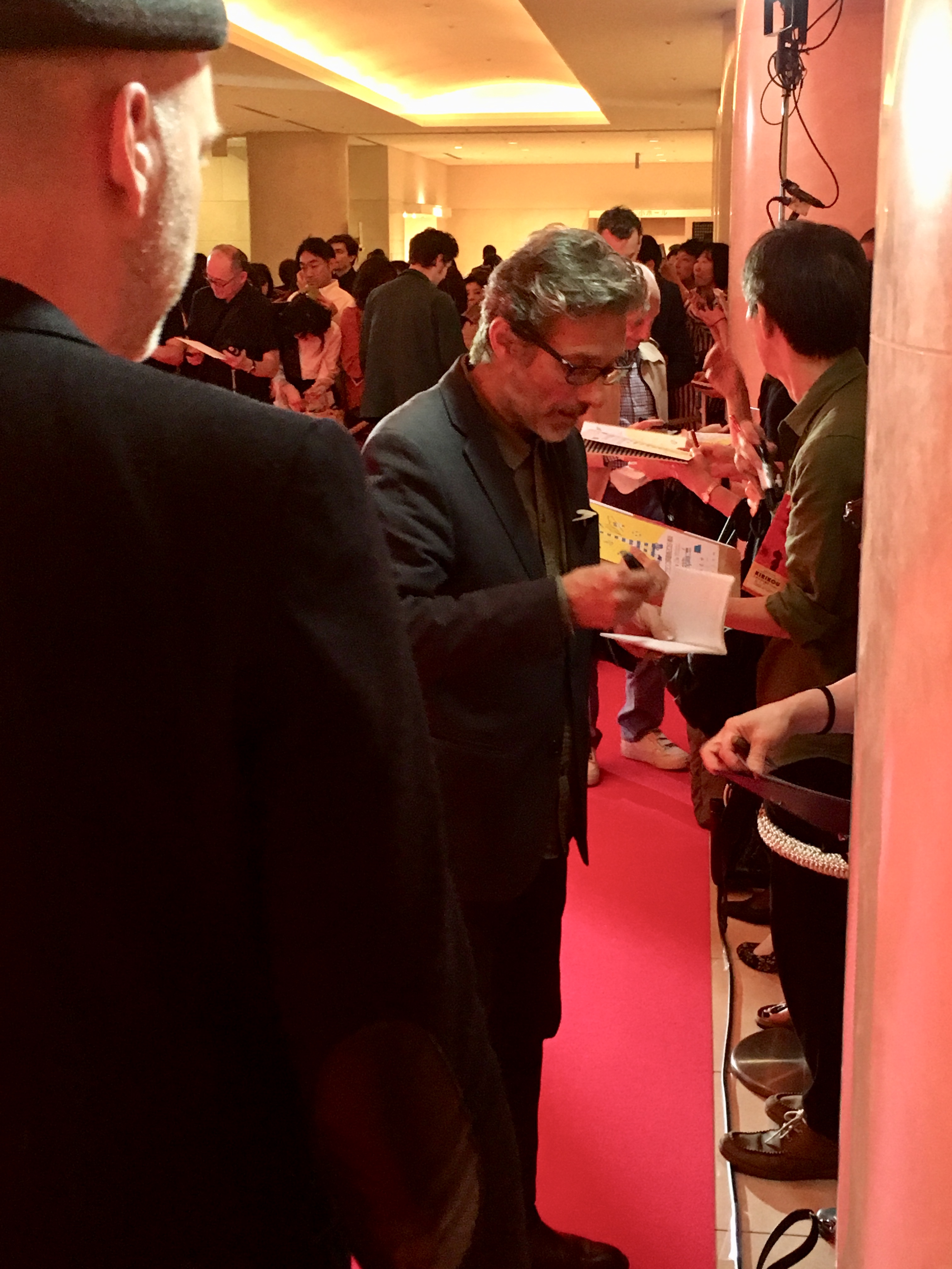 June 20: Opening of the 27th French Film Festival in Japan - Nils Tavernier sur le tapis rouge des autographes - © UniFrance June 20: Opening of the 27th French Film Festival in Japan - Nils Tavernier sur le tapis rouge des autographes - © UniFrance