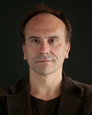 Christian Esnay Christian Esnay