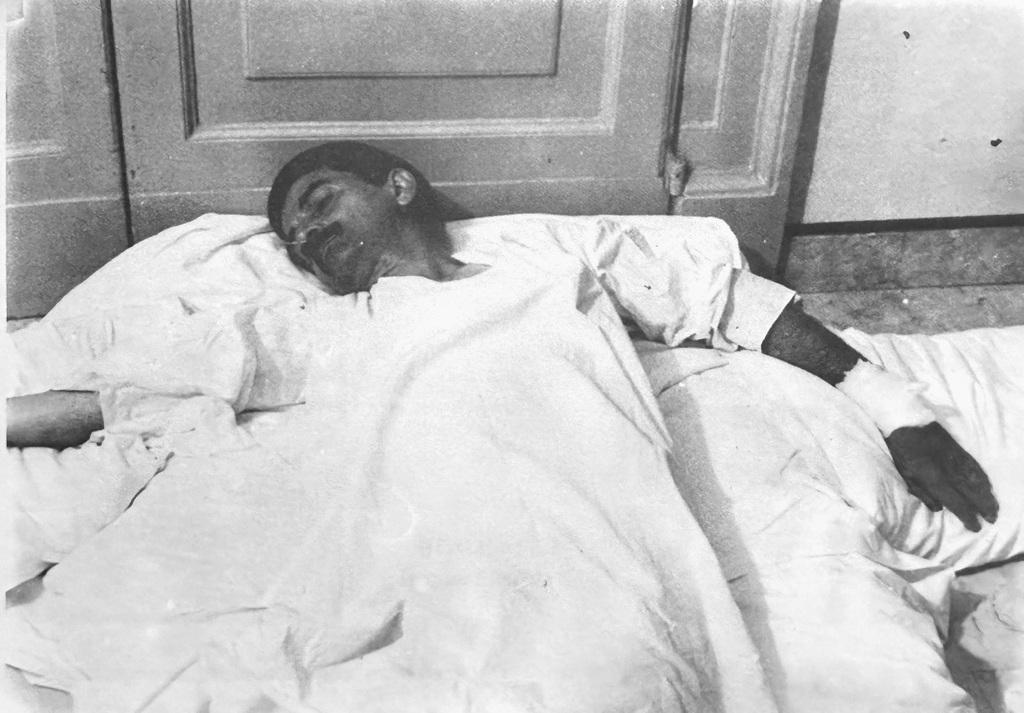 Mort de Raymond Roussel, &eacute;crivain 1877-1933