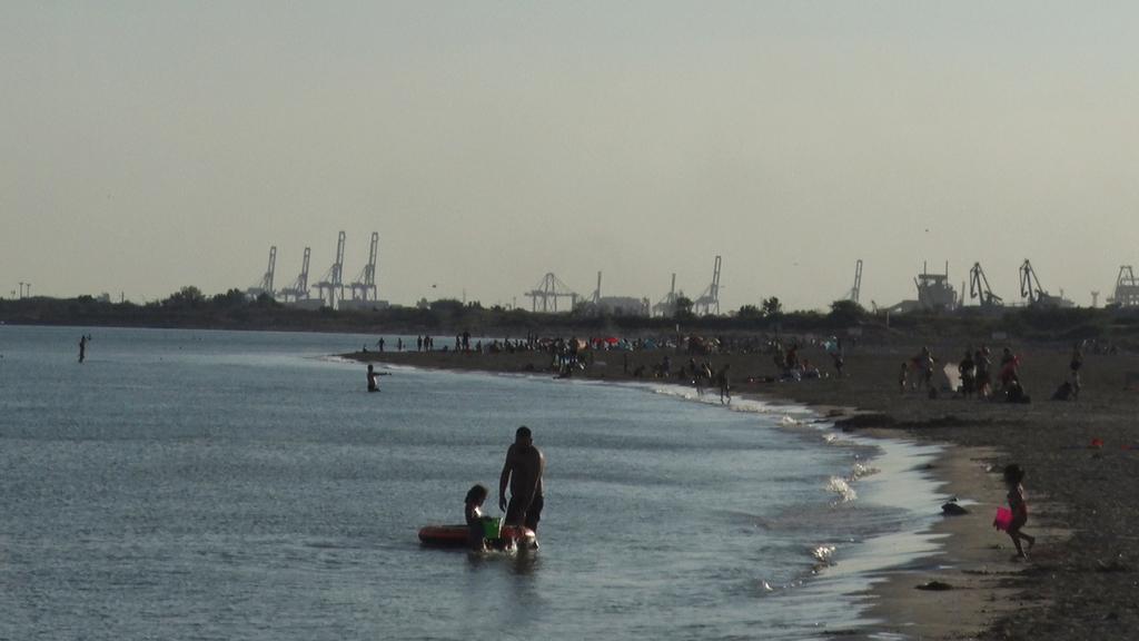 Là où nous sommes Là où nous sommes