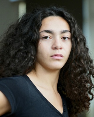 Oumnia Hanader - © Emmanuelle Germain Oumnia Hanader - © Emmanuelle Germain