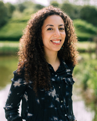 Yasmine Bendjelti - © Chloé Vollmer-Lo Yasmine Bendjelti - © Chloé Vollmer-Lo