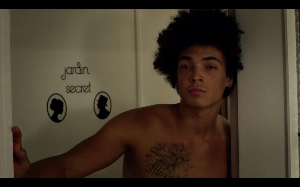 Homini lupus Homini lupus