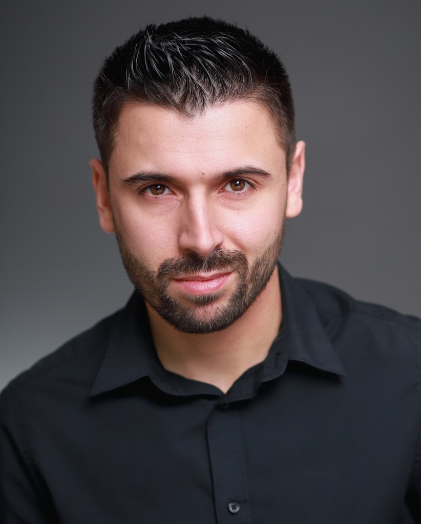 Chris Moreira Chris Moreira