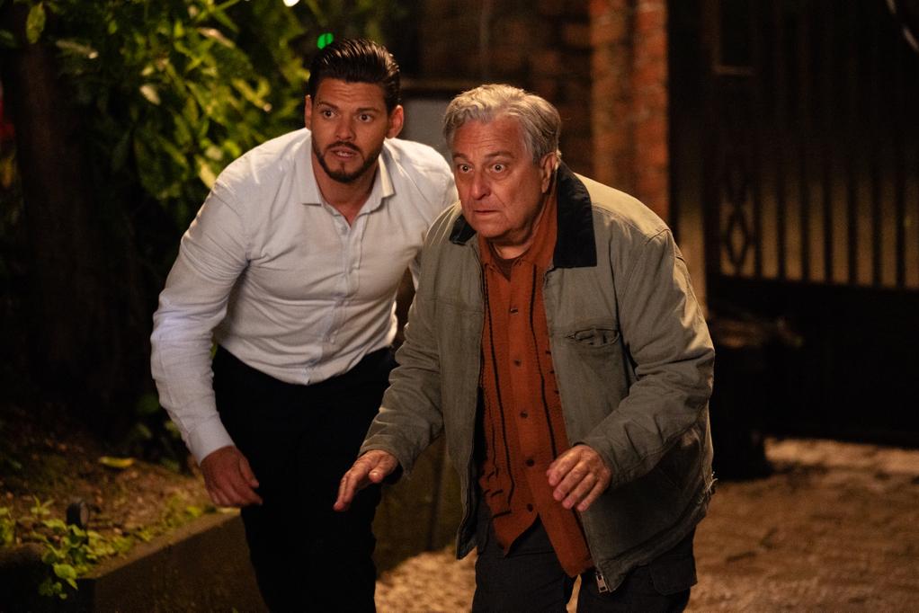 Le Million - © Nicolas Schul - ©2025 CURIOSA FILMS - GV PRODUCTIONS - APOLLO FILMS DISTRIBUTION - M6 FILMS Le Million - © Nicolas Schul - ©2025 CURIOSA FILMS - GV PRODUCTIONS - APOLLO FILMS DISTRIBUTION - M6 FILMS