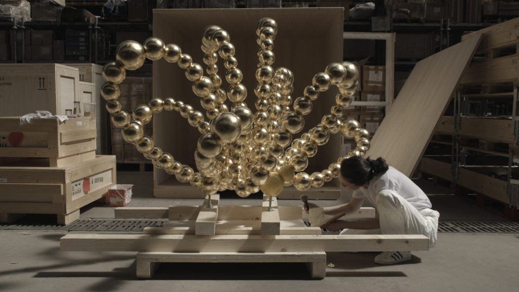 Othoniel Cosmos - Un artiste dans Avignon Othoniel Cosmos - Un artiste dans Avignon