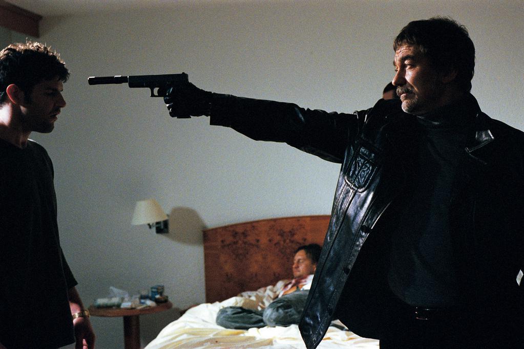 Truands / 裏切りの闇で眠れ Truands / 裏切りの闇で眠れ