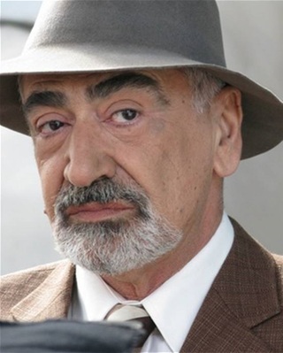 Yorgo Voyagis Yorgo Voyagis