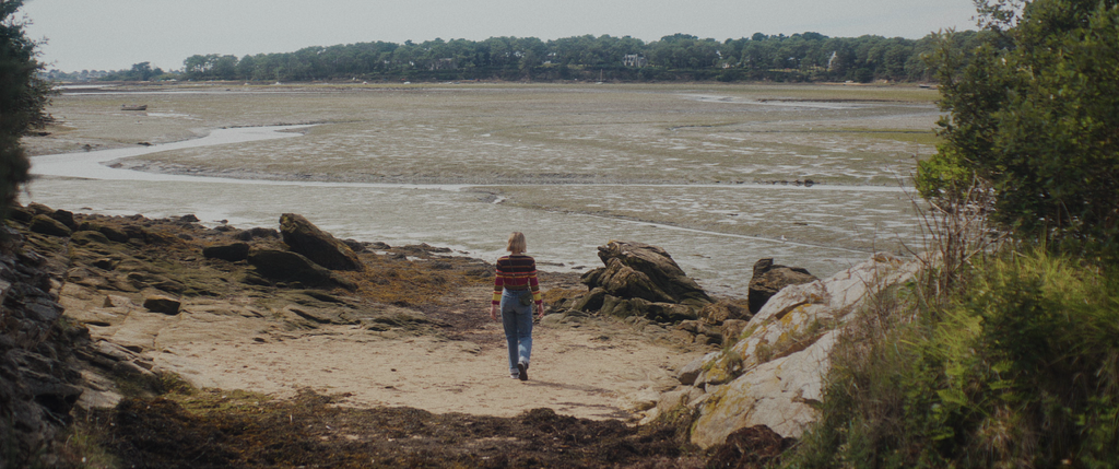 Un corps étranger Un corps étranger