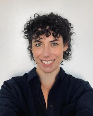 Ariane Buhl Ariane Buhl