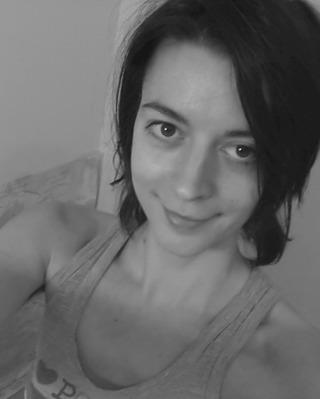 &Egrave;ve Guastella