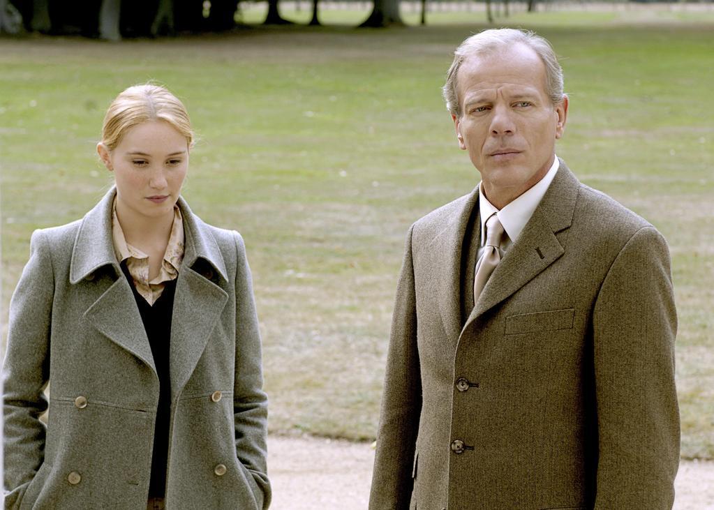 譜めくりの女 譜めくりの女