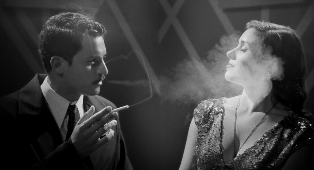 Entre sombras (Au cœur des ombres) Entre sombras (Au cœur des ombres)