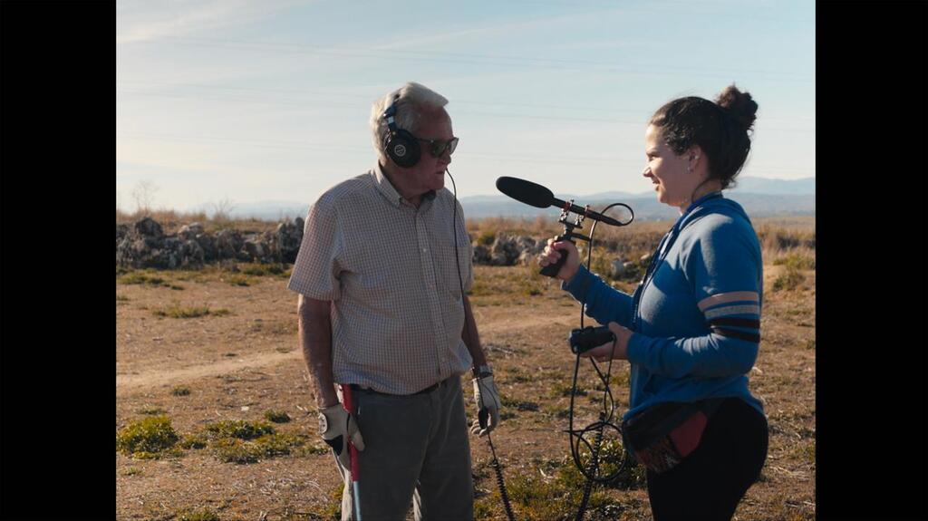 Four Holes Four Holes