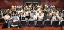 Swann Arlaud et Finnegan Oldfield en masterclass à l'Université de Yokohama Swann Arlaud et Finnegan Oldfield en masterclass à l'Université de Yokohama