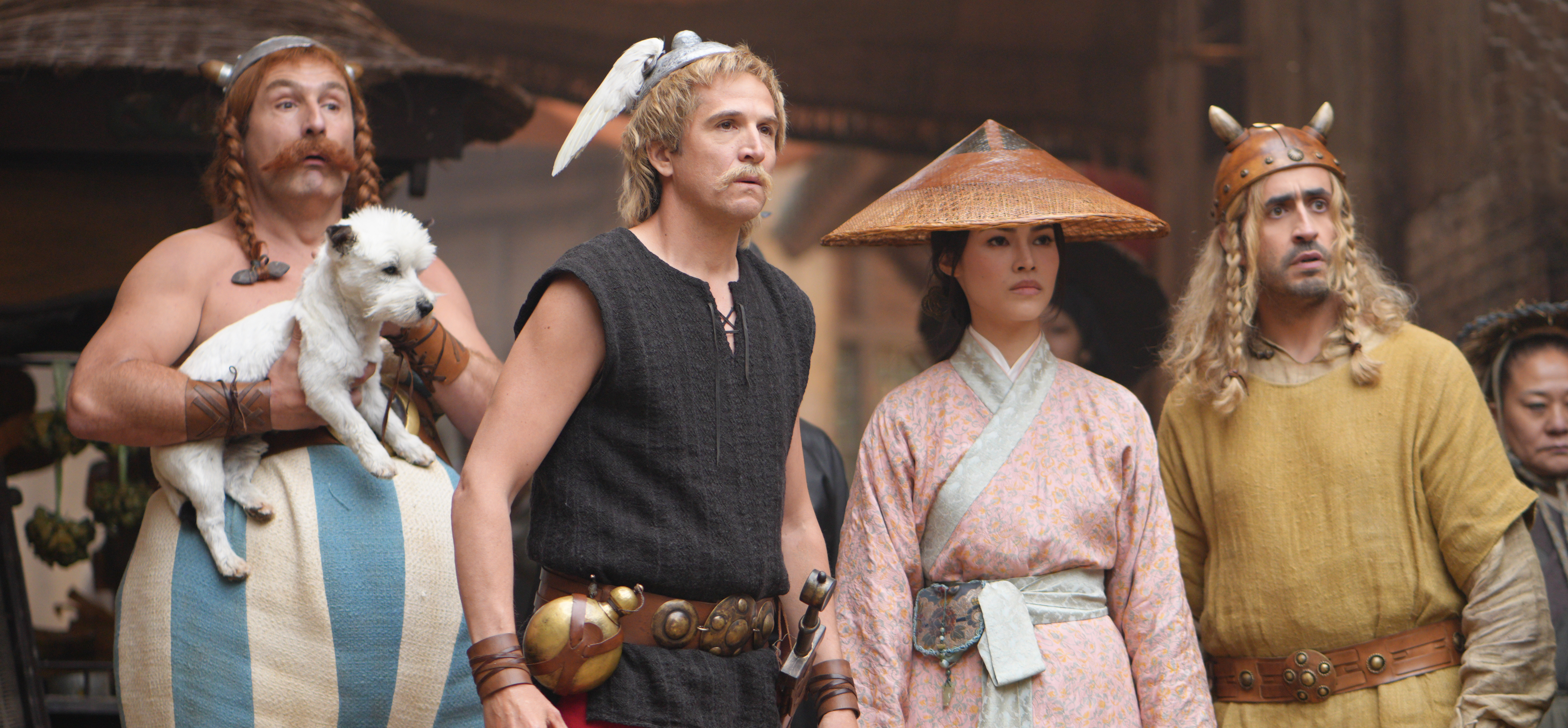 Un film dans le monde : Le parcours international d''Astérix et Obélix - L'Empire du Milieu' par Pathé Films Un film dans le monde : Le parcours international d''Astérix et Obélix - L'Empire du Milieu' par Pathé Films