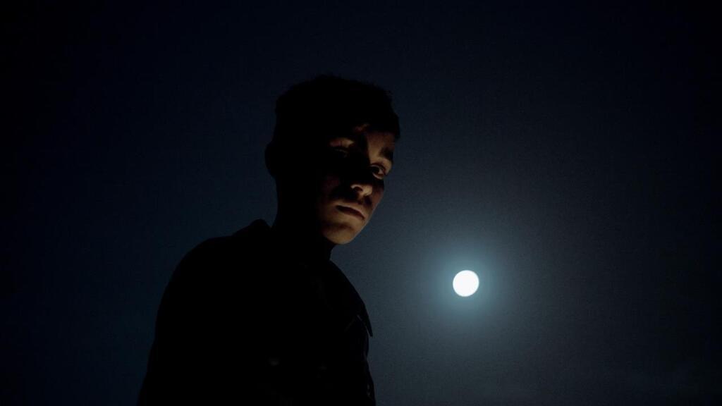 La Historia se escribe de noche La Historia se escribe de noche