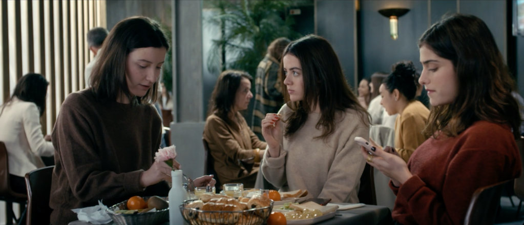 24’58’’ on the Way to Dulpokanova 24’58’’ on the Way to Dulpokanova