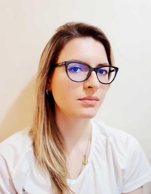 Laura Reyes Laura Reyes