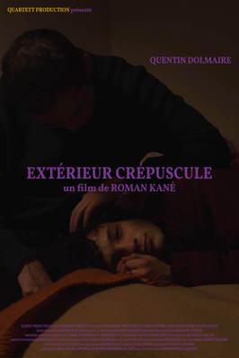 Extérieur crépuscule Extérieur crépuscule