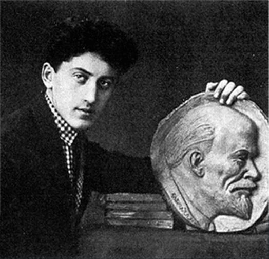 Alexandre Ilkhovski Alexandre Ilkhovski