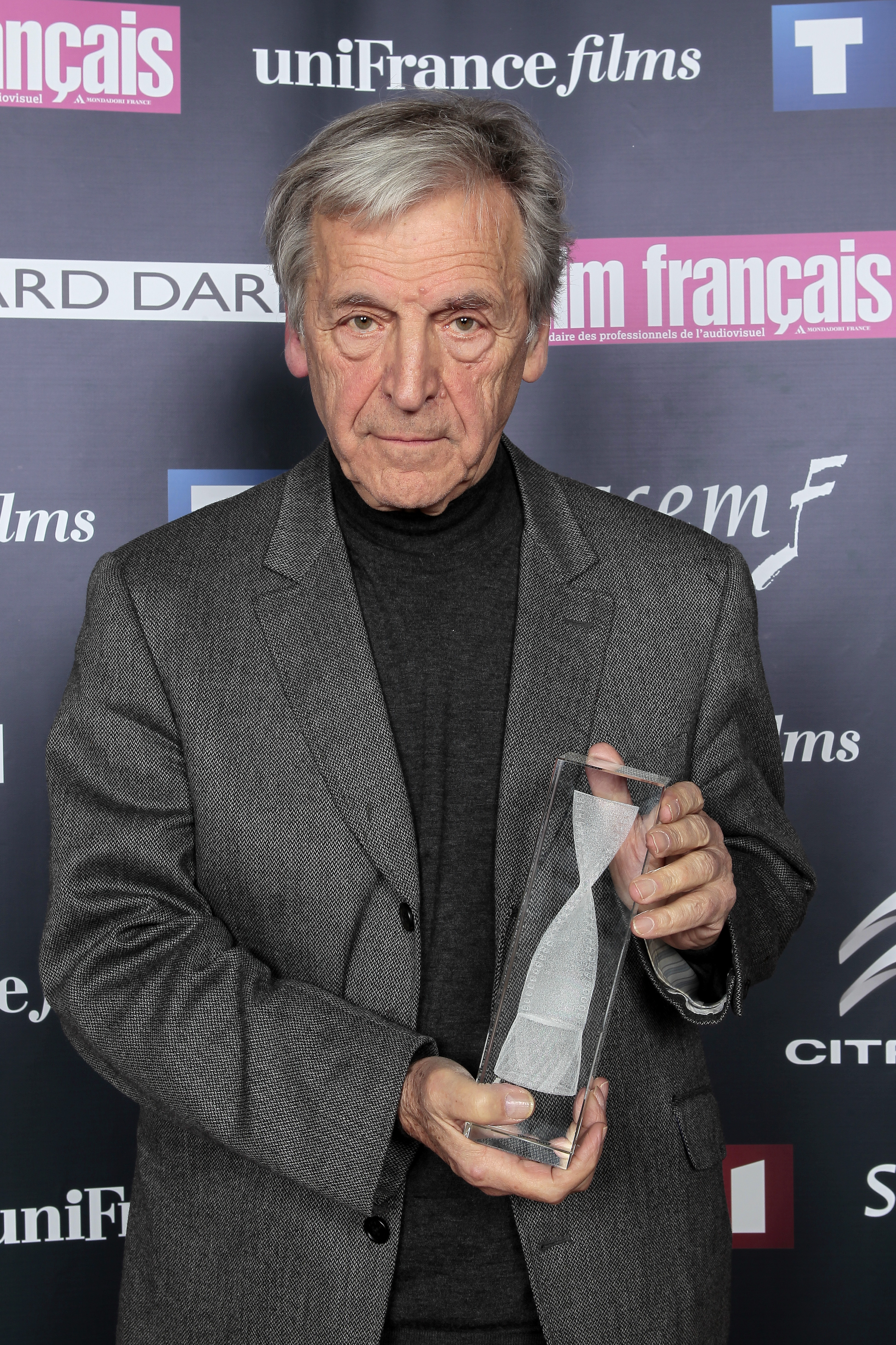 Nothing to Declare wins the 2012 uniFrance Films Prize - © Mano Nothing to Declare wins the 2012 uniFrance Films Prize - © Mano