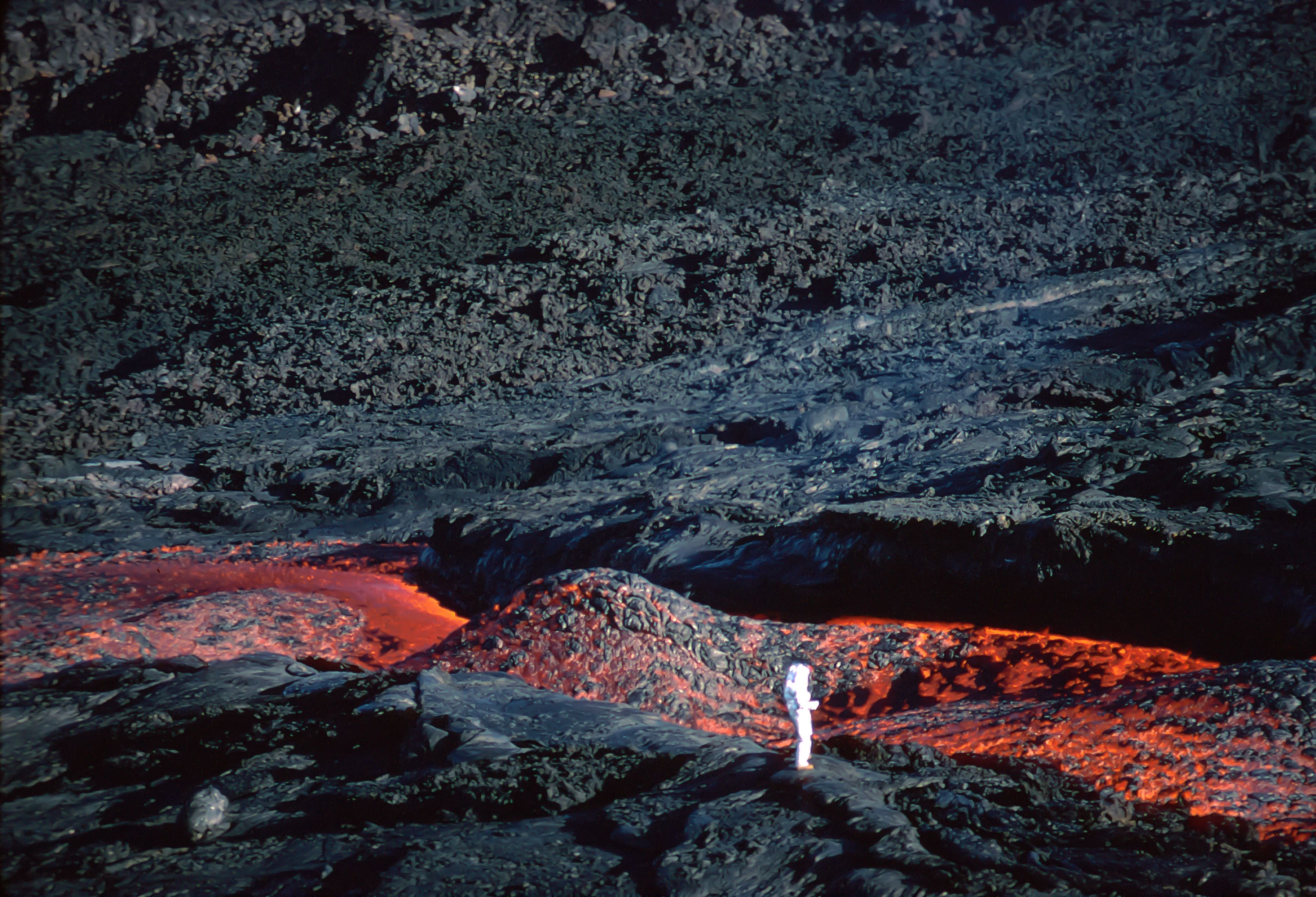 The Fire Within A Requiem for Katia and Maurice Krafft de Werner Herzog (2022) Unifrance
