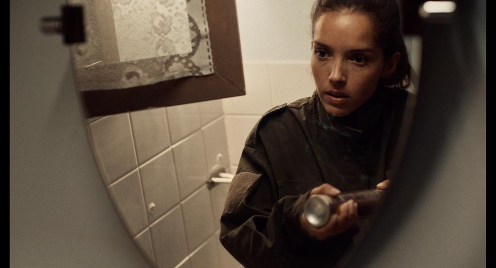 Lyna Khoudri - &copy; Cheyenne Federation - France 2 Cin&eacute;ma - Benuts - Federation Pictures