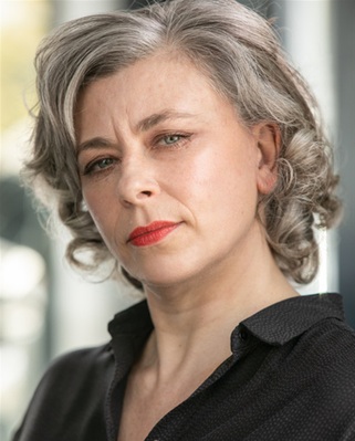 Lisa Ray-Jacobs Lisa Ray-Jacobs