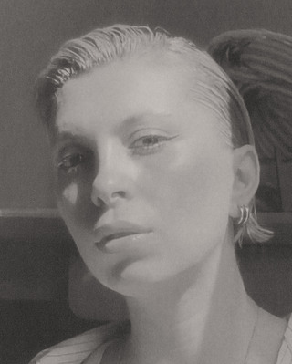 Carine Wallauer Ferreira Carine Wallauer Ferreira