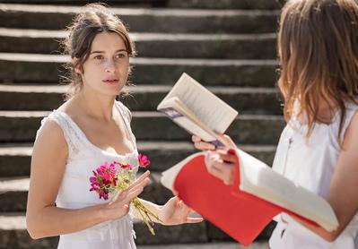 Une jeune fille qui va bien Une jeune fille qui va bien