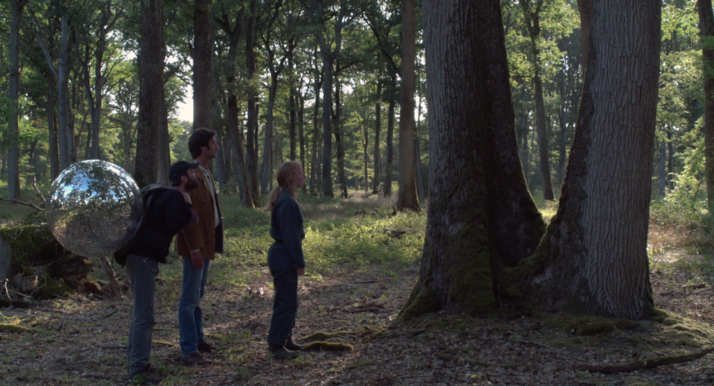 Off-Screen Field Off-Screen Field