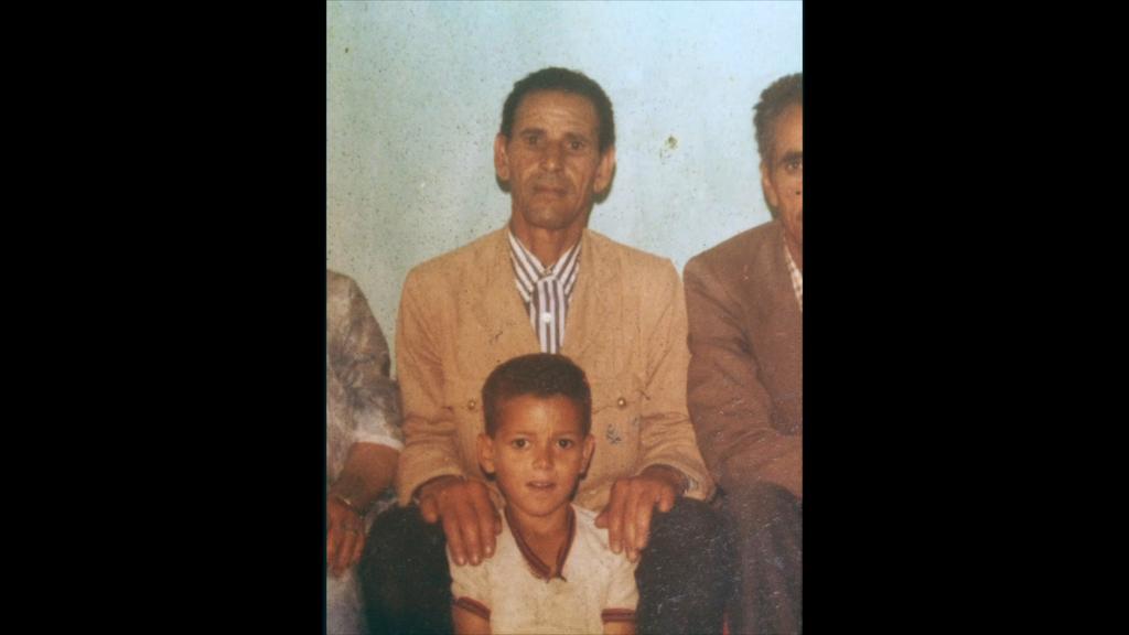 Ne jamais s’arrêter de crier Ne jamais s’arrêter de crier