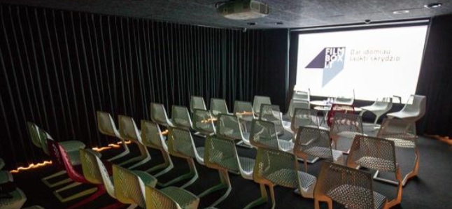 French shorts at Vilnius Airport! French shorts at Vilnius Airport!