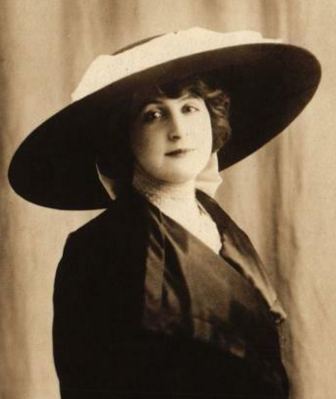 Charlotte Lys&egrave;s