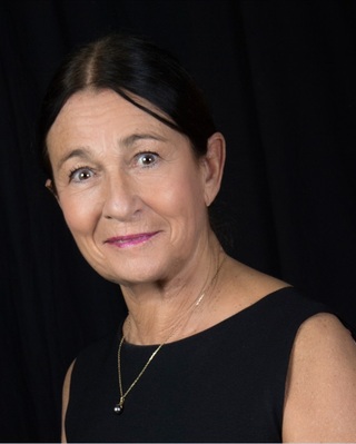 Juanita Cassiet Juanita Cassiet