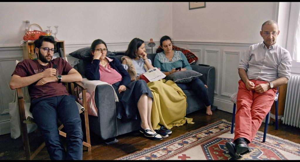 Strip-tease intégral - © Le Bureau - Apollo Films - France 3 Cinéma - Artémis Productions - RTBF Strip-tease intégral - © Le Bureau - Apollo Films - France 3 Cinéma - Artémis Productions - RTBF